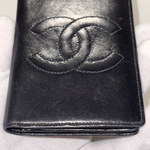CHANEL Card Wallet in Black - Vintage 90's Coco Mark Lambskin Leather - Picture 13 of 14
